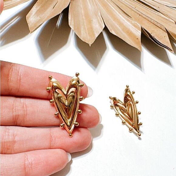 Gold heart stud earrings M324 - Picture 5 of 5